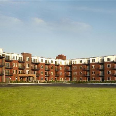 Execustay At York Place Apts Edina Bagian luar foto